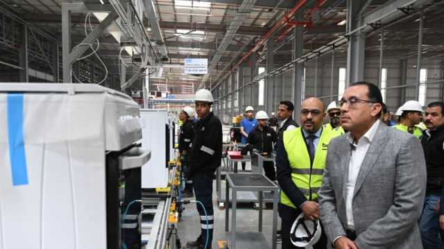 «مدبولي»: الحكومة جاهزة لتوفير كل الدعم والتيسيرات لتشغيل المصانع الجديدة