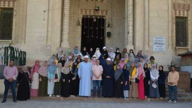 «الأوقاف» تنظم زيارة للطالبات الوافدات إلى الإسكندرية لبناء الوعي الأثري