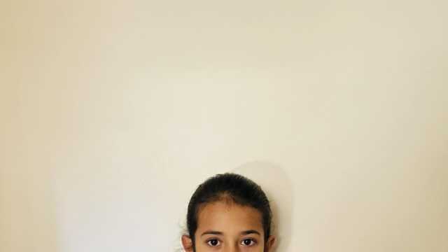 رسالة مؤثرة لطفلة فلسطينية من تحت القصف: «أصحابي استشهدوا وبيتنا خرب»