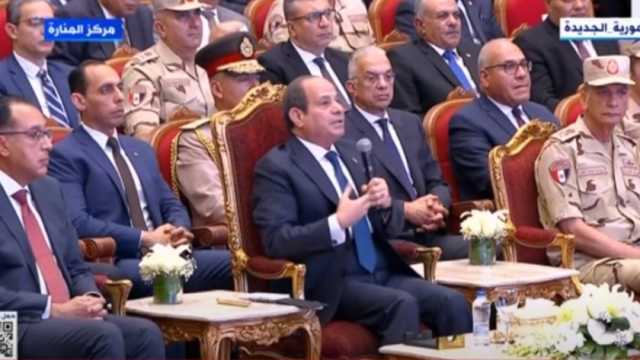 الرئيس السيسي: انحياز الدولة للمواطن واضح في أسعار الوقود.. ويجب توعية الناس بالضغوط الاقتصادية