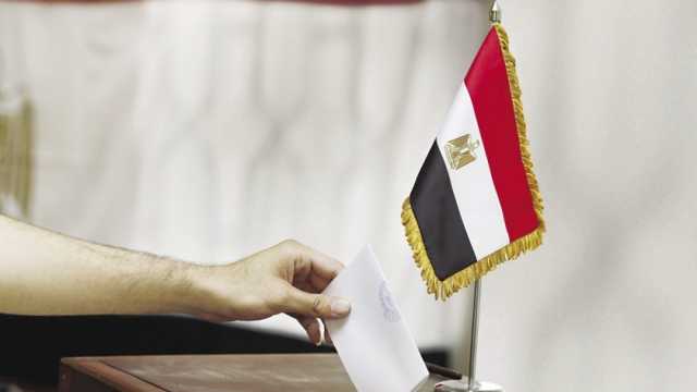 باصات مجانية لكبار السن.. استعدادات المصريين في لندن لانتخابات الرئاسة