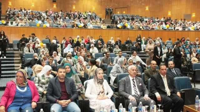 انطلاق المؤتمر العلمي الـ23 للاتحاد المصري لطلاب كلية الصيدلة بجامعة أسيوط