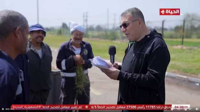 عمرو الليثي يفاجئ العمال في مشروع المحطة الوسيطة بزفتى بمكافآت مالية.. جاوب واكسب