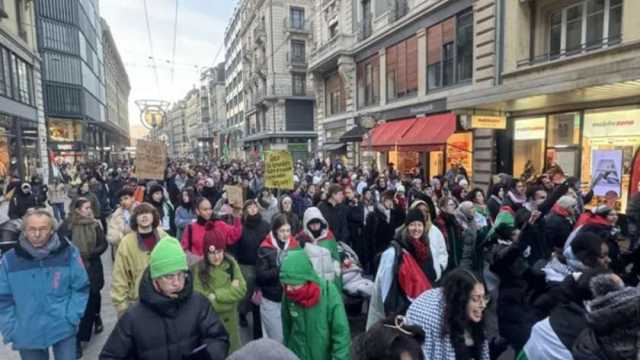 وقفة تضامنية تنديدا بالعدوان الإسرائيلي على الفلسطينيين في جنيف