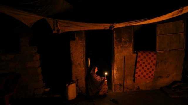 رغم الاحتلال والقصف.. كيف يتغلب أهالي غزة على قطع الكهرباء ونفاذ مخزون المياه؟