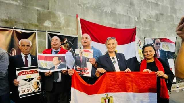 سفير مصر في فرنسا: إقبال كبير من الناخبين في اليوم الأول لانتخابات الرئاسة