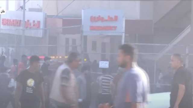 «القاهرة الإخبارية»: قصف إسرائيلي عنيف على محيط مجمع ناصر الطبي في خان يونس