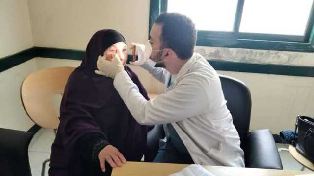 الكشف على 1580 شخصا في قافلة طبية ضمن «حياة كريمة» بكفر الشيخ