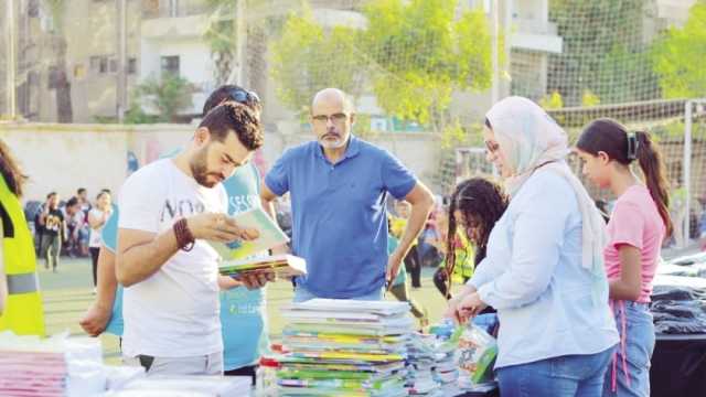 معرض أدوات مدرسية لأيتام «شبرا الخيمة»