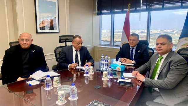 وزير السياحة يناقش مقترح إقامة معرض مؤقت للآثار في مالطة