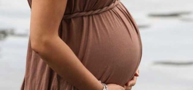 تجنبيها أثناء الحمل.. 4 أطعمة تشكل خطرًا على صحة الجنين