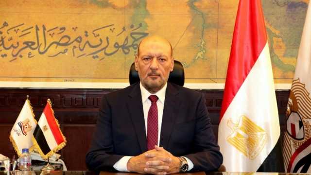 حزب «المصريين» عن استقبال السيسي لمرشحي الرئاسة: يرسي قاعدة جديدة