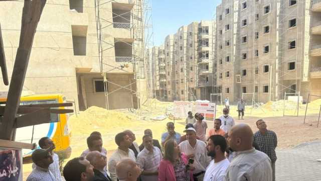 حملات مكثفة لإزالة مخالفات البناء في القاهرة الجديدة