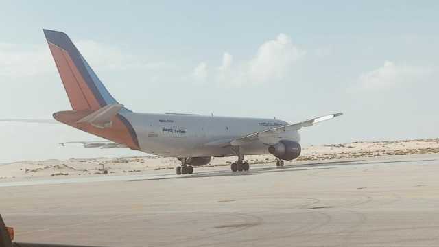 مطار العريش يستقبل طائرة مساعدات ليبية لنقلها إلى غزة