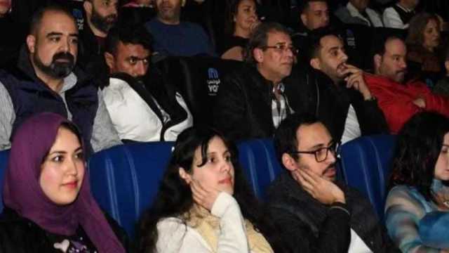 فنانون يدعمون أفلامهم بحضور العرض الأول بالسينمات مع الجمهور