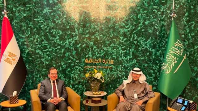 وزير البترول ونظيره السعودي يناقشان توازن الأسواق واستثمار موارد الطاقة