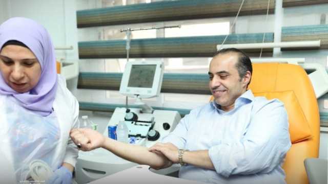 حملة المرشح الرئاسي عبدالفتاح السيسي تشارك في التبرع بالدم دعما للشعب الفلسطيني