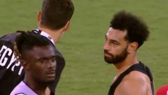 عاجل| محمد صلاح يغادر مباراة تشيلسي غاضبا بعد استبداله بالدوري الإنجليزي