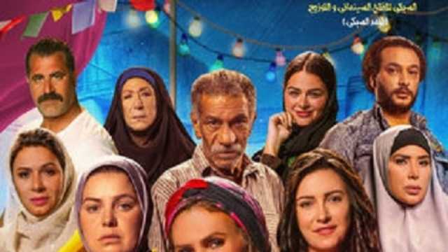 نجمات ظهرن بالحجاب على بوسترات الأفلام.. آخرهن منى زكي في «رحلة 404»