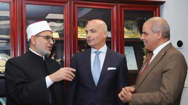 رئيس جامعة الأزهر يهنئ محمد ضياء لتعيينه رئيسا لـ«عين شمس»