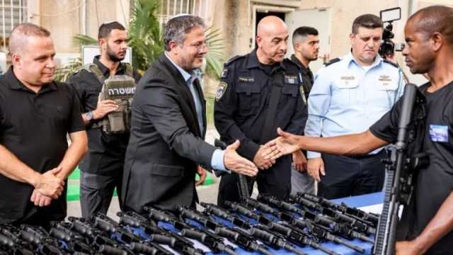 مفاجأة.. مستوطنون إسرائيليون يبيعون الأسلحة للفلسطينيين بسبب ضائقة مالية