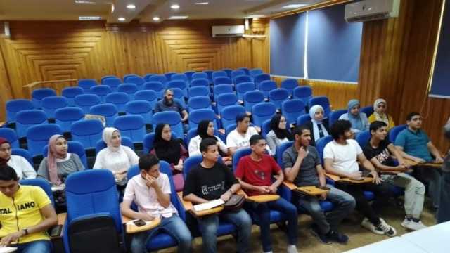 تدريب عملي لطلاب مدرسة«STEM» بكفر الشيخ على «علوم والنانو تكنولوجيا»