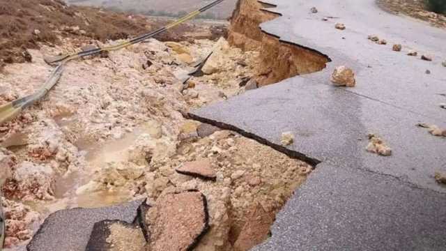 ليبيا تعلن العثور على عشرات الجثث في درنة وفقدان 7 آلاف شخص