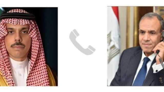 وزير الخارجية يبحث هاتفيا مع نظيره السعودي جهود منع التصعيد الإقليمي