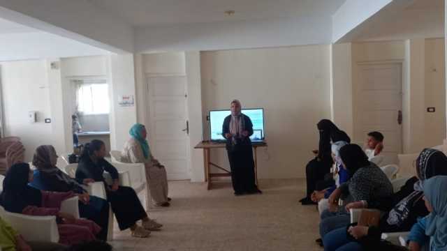 جلسة تفاعلية لأندية السكان عن زواج الأطفال بمركز شباب إبشان بكفر الشيخ