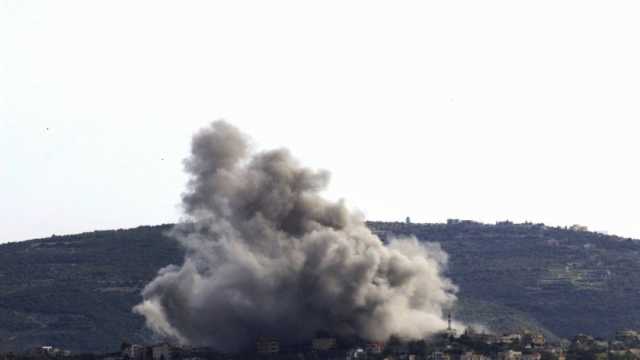 «القاهرة الإخبارية»: جيش الاحتلال الإسرائيلي يقصف أهدافا لحزب الله جنوب لبنان