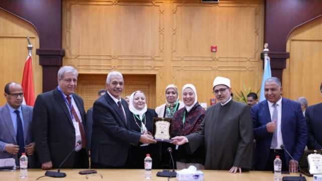 رئيس جامعة الأزهر يشيد بجهود الفريق البحثي من الجامعات لتطوير لقاح كورونا