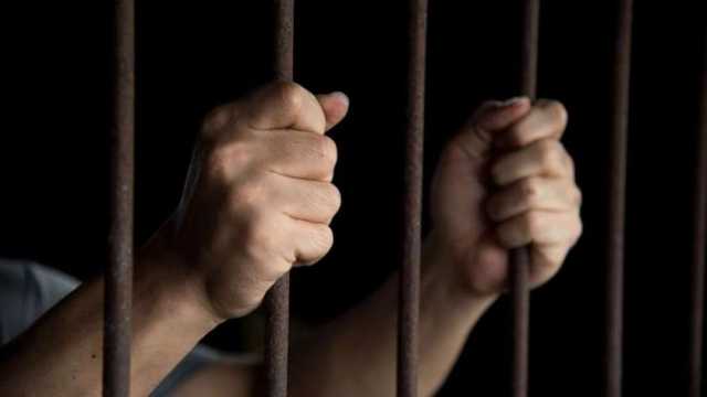 السجن المشدد 10 سنوات لعامل لاتجاره في المخدرات بسوهاج