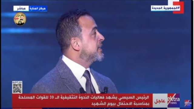 دعاء ورسائل مصطفى حسني لأهالي وأبناء الشهداء في ذكرى يوم الشهيد