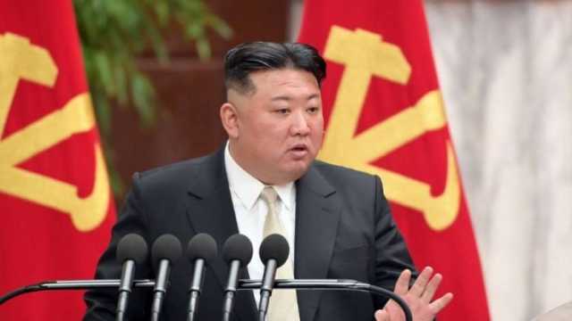 زعيم كوريا الشمالية يستعد لحرب محتملة.. تدريبات مكثفة ونشر معدات حربية