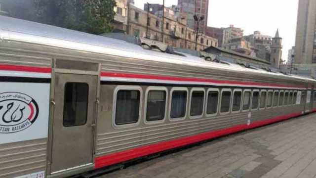 السكة الحديد: تعديل تركيب قطار 969 سياحي «القاهرة - دمياط» بـ7 عربات مكيفة