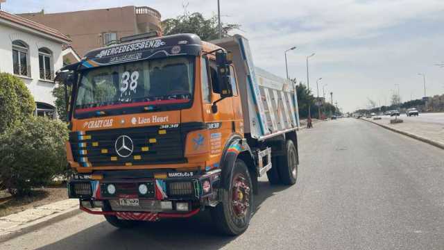 ضبط 48 معدة نقل ثقيل مخالفة خلال فبراير الماضي في مدينة الشروق (صور)