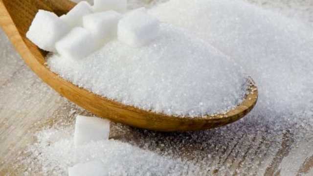سعر كيلو السكر اليوم في المجمعات الاستهلاكية.. أقل من الأسواق