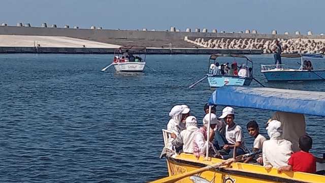 رحلة بالمركب أجمل الفسح في عروس البحر المتوسط.. «شوف إسكندرية من برة»