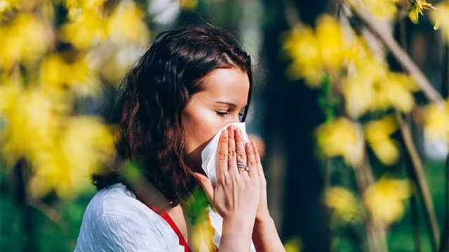 3 عادات يومية خاطئة تفاقم من أعراض حمى القش.. احم نفسك في فصل الربيع
