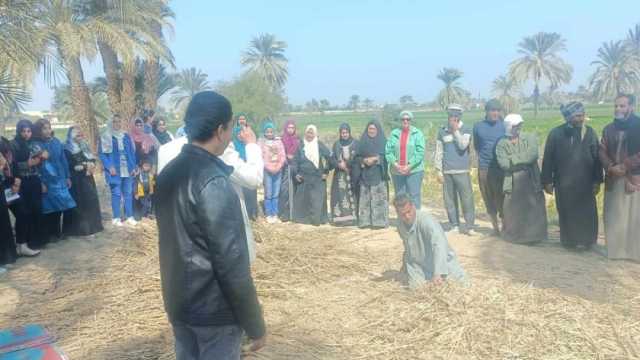 تدريب مزارعي المنيا على تحويل مخلفات الزراعة إلى سماد عضوي