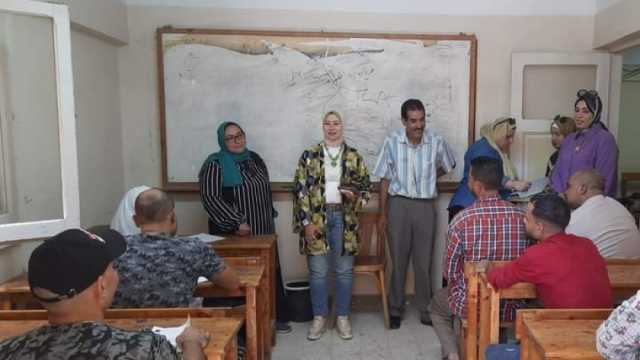 عقد امتحان محو أمية لـ60 دارسا بحي الجمرك في الإسكندرية