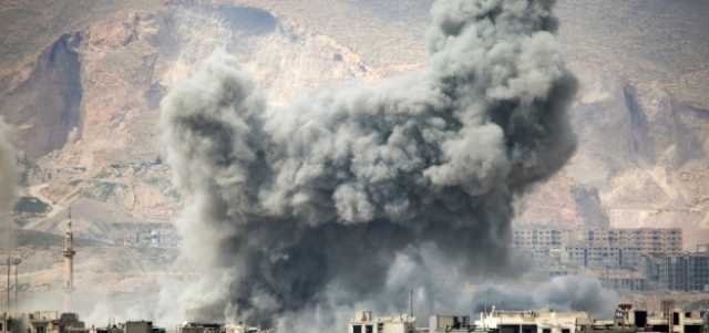 «القاهرة الإخبارية»: انفجار عبوة ناسفة زرعها مسلحون في سيارة بريف دمشق