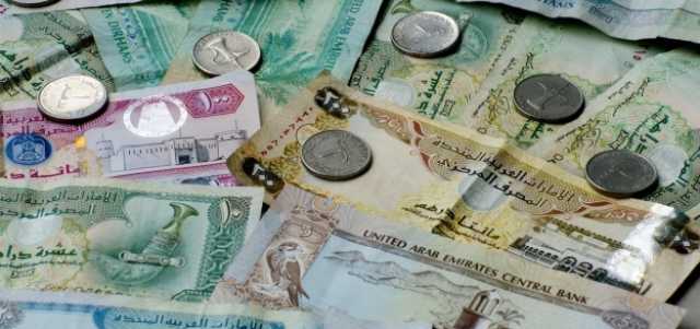 سعر صرف الدرهم الإماراتي اليوم الأحد 9-6-2024 في مختلف البنوك