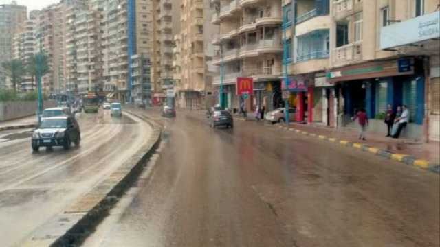 أمطار غزيرة تضرب الإسكندرية لليوم الثاني على التوالي