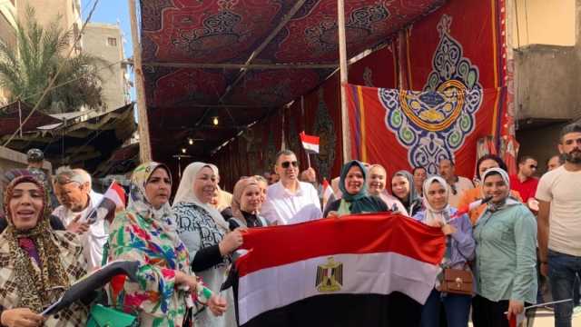 أعلام مصر والتنورة والمسيرات تسيطر على خامس أيام تحرير تأييدات الترشح لدعم السيسي