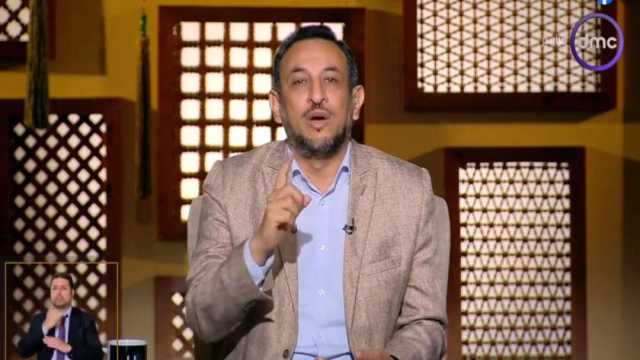 رمضان عبدالمعز يبكي على الهواء خلال الدعاء لفلسطين: «اللهم انصرهم»