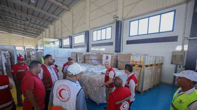 الهلال الأحمر المصري: سنستمر في إدخال المساعدات الإغاثية إلى قطاع غزة