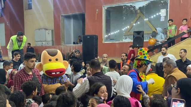 «حياة كريمة» تحتفل بيوم اليتيم ضمن قوافل السعادة بمنطقة أهالينا بالقاهرة