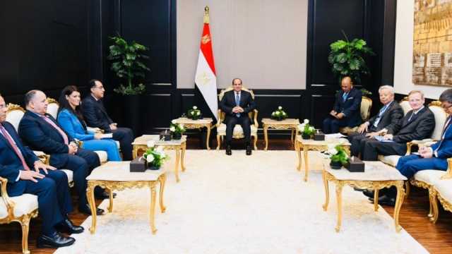 الرئيس السيسي: مصر تتطلع لمزيد من التعاون مع البنك الآسيوي لدعم التحول الأخضر