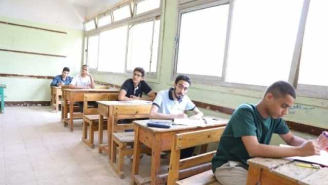 اليوم.. طلاب الثانوية العامة يؤدون امتحان اللغة الأجنبية الأولى الدور الثاني